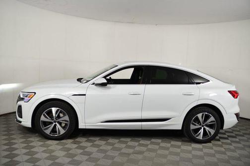 2024 Audi Q8 e-tron Premium