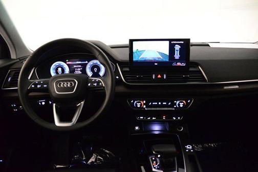 2025 Audi Q5 Premium 55 TFSI e S line quattro S tronic