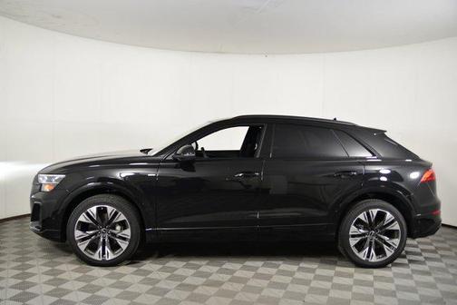 2025 Audi Q8 55 Premium Plus