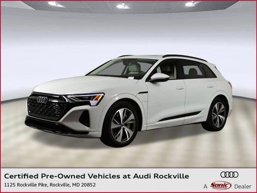 2024 Audi Q8 e-tron Premium quattro