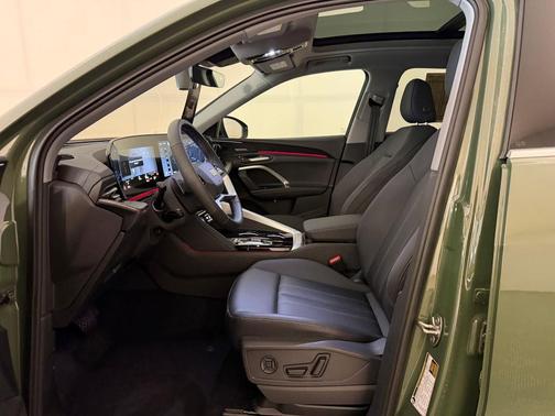 Green Metallic 2026 Audi Q5 PLUS