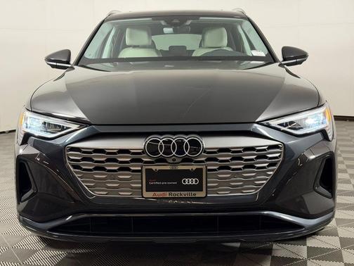 Madeira Brown Metallic 2024 Audi Q8 e-tron Premium