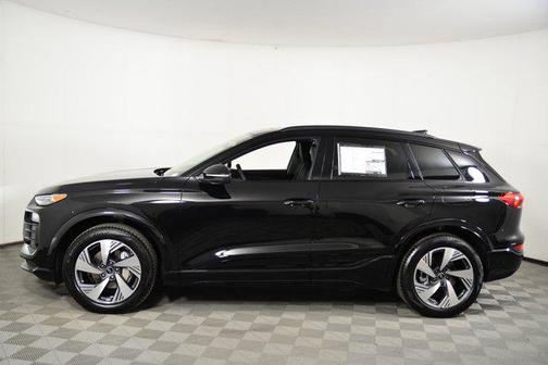 2025 Audi Q6 e-tron Premium Plus quattro