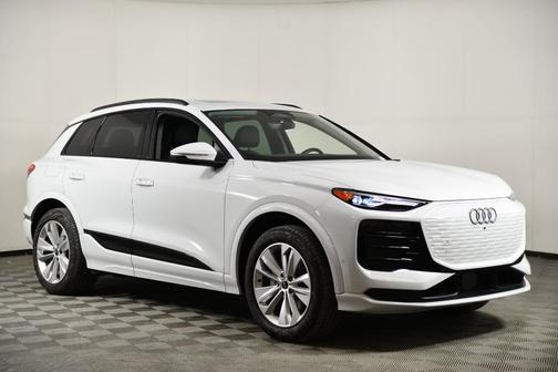 Glacier White Metallic 2025 Audi Q6 e-tron Premium