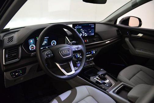 2022 Audi Q5 45 S line Premium Plus