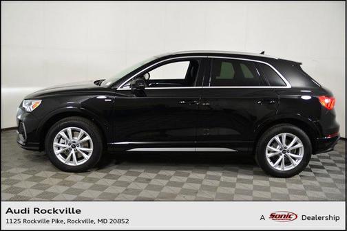 2025 Audi Q3 Premium 45 TFSI S line quattro Tiptronic
