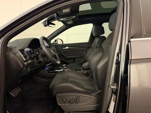 2022 Audi SQ5 3.0T Premium Plus