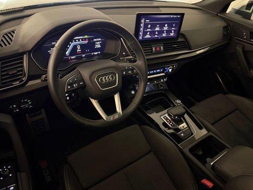 Daytona Gray Pearl Effect 2022 Audi SQ5 3.0T Premium Plus