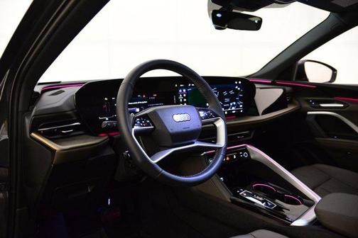 2025 Audi Q5 Premium TFSI quattro S tronic