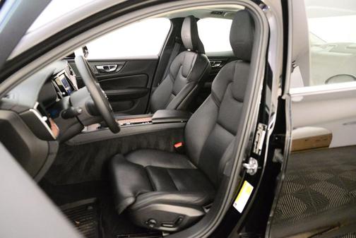 Black 2019 Volvo S60 T6 Inscription