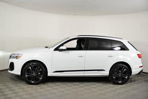 2025 Audi Q7 55 Premium Plus