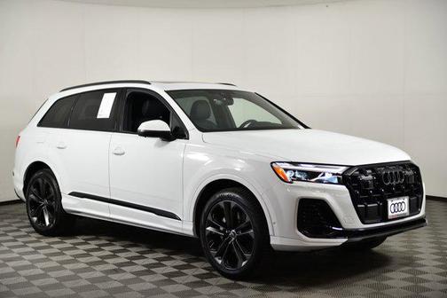 2025 Audi Q7 55 Premium Plus