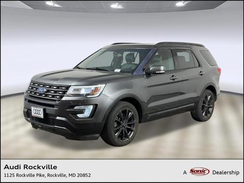 Gray 2017 Ford Explorer XLT