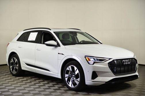 2022 Audi e-tron Premium