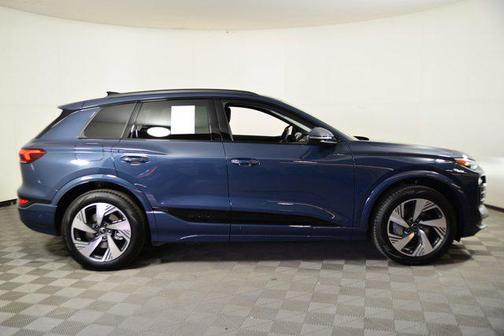 2025 Audi Q6 e-tron Premium Plus quattro