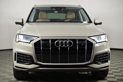 Vicuna Beige Metallic 2023 Audi Q7 45 Premium Plus
