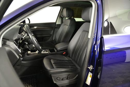 Navarra Blue Metallic 2022 Audi Q5 45 S line Premium Plus