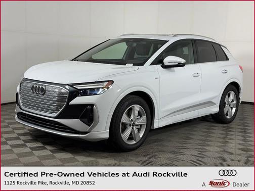 Glacier White Metallic 2025 Audi Q4 e-tron 55 quattro Premium