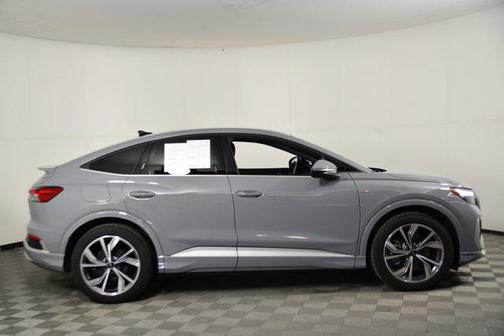 2024 Audi Q4 e-tron Sportback Premium 55 quattro