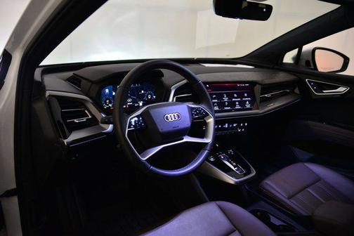 2025 Audi Q4 e-tron Premium 45 RWD