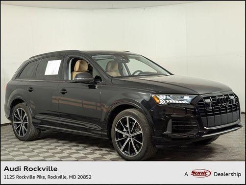 2023 Audi Q7 55 Premium Plus