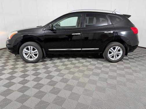 Super Black 2012 Nissan Rogue SV