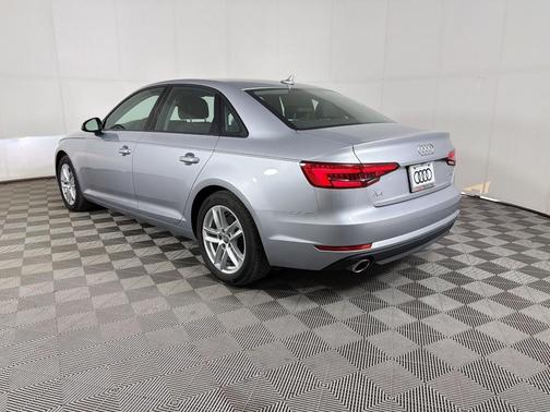 Florett Silver Metallic 2017 Audi A4 2.0T ultra Premium