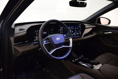 2025 Audi Q6 e-tron Premium quattro