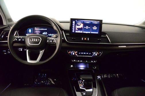 2024 Audi Q5 Premium Plus 40 TFSI quattro S tronic