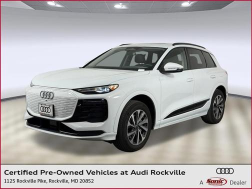 Glacier White Metallic 2025 Audi Q6 e-tron Premium