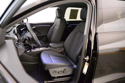 2025 Audi Q6 e-tron Prestige quattro