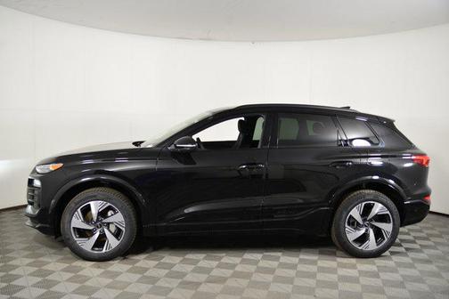 2025 Audi Q6 e-tron Prestige quattro