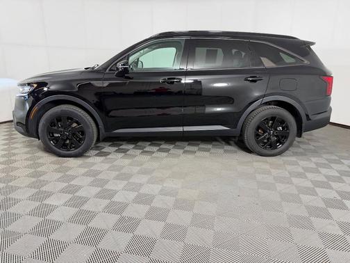 Ebony Black 2021 Kia Sorento S