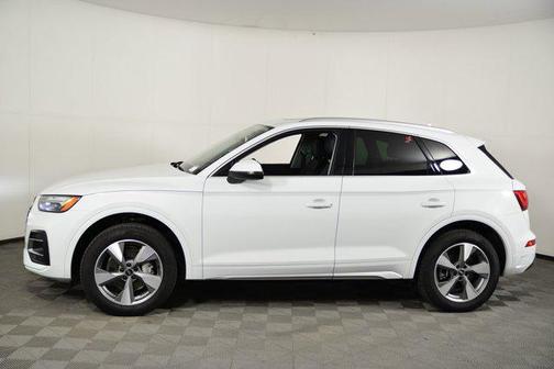 2024 Audi Q5 40 Premium Plus