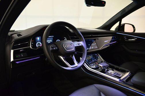 2025 Audi Q7 Premium Plus 45 TFSI quattro Tiptronic