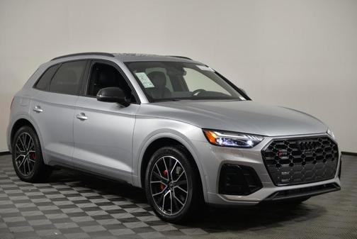 Photo 2 of 32 of 2023 Audi SQ5 3.0T Premium