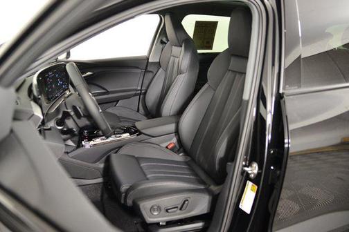 2025 Audi Q6 e-tron Premium Plus quattro
