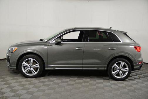 2022 Audi Q3 Premium 45 TFSI S line quattro Tiptronic