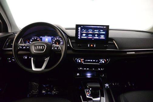 2023 Audi Q5 Premium 40 TFSI quattro S tronic