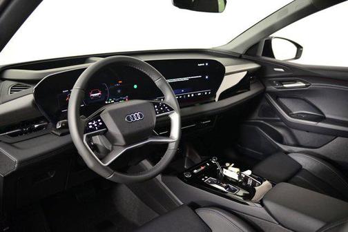 2025 Audi Q6 e-tron Premium Plus quattro