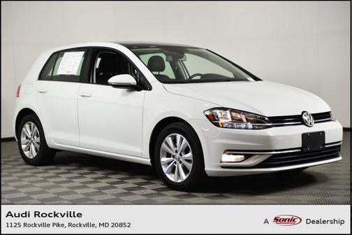 2018 Volkswagen Golf TSI SE