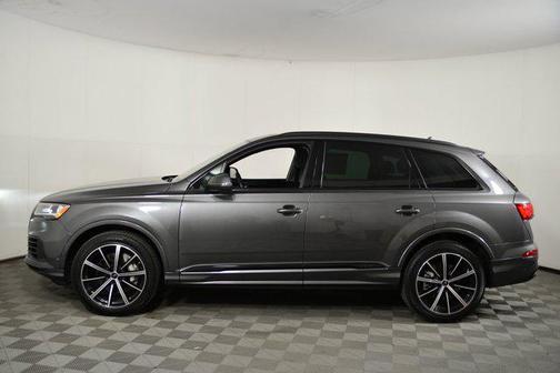 2023 Audi Q7 55 Premium Plus