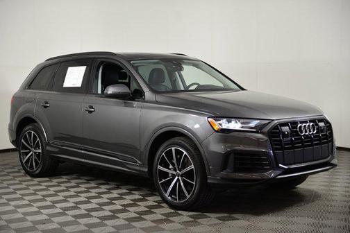 2023 Audi Q7 55 Premium Plus