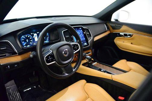 2019 Volvo XC90 T6 Inscription