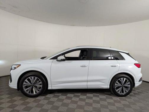 2025 Audi Q4 e-tron Premium 45 RWD
