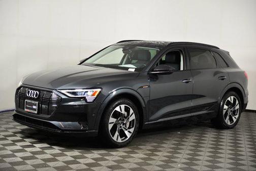 2021 Audi e-tron Premium