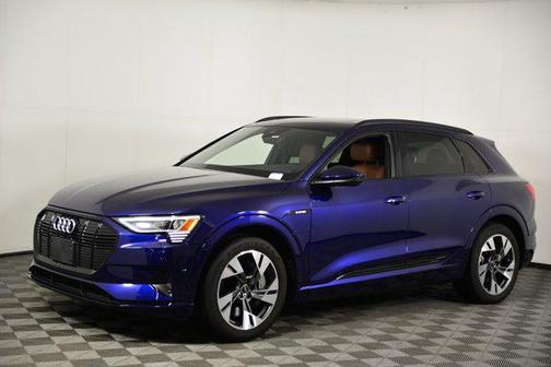 2022 Audi e-tron Premium