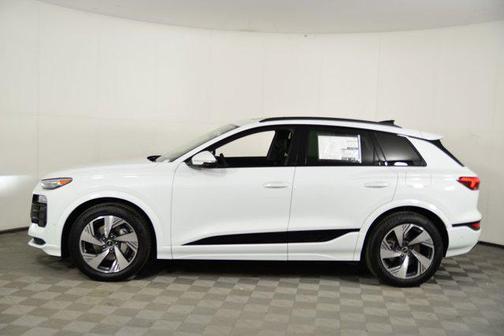 2025 Audi Q6 e-tron Prestige quattro
