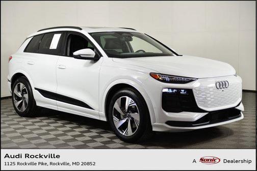 2025 Audi Q6 e-tron Prestige quattro