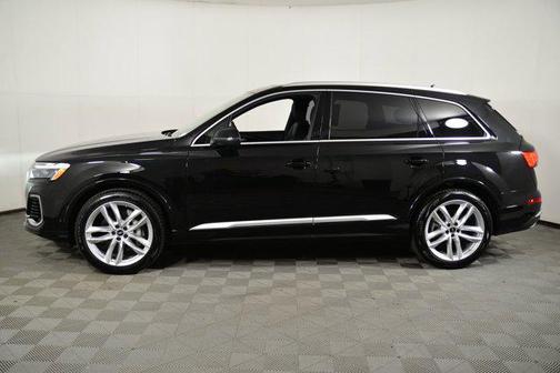 2025 Audi Q7 55 Premium Plus